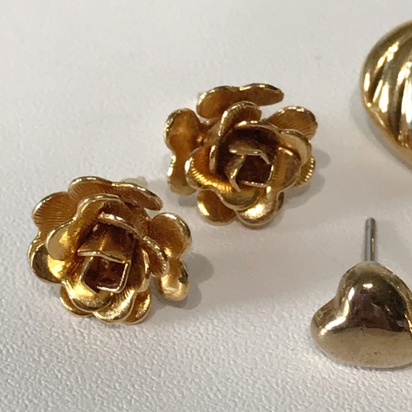 Vintage Cute Gold Stud Earring Lot 5 Puffy Heart Avon Butterfly 3D Rose 80s 90s - Picture 5 of 12